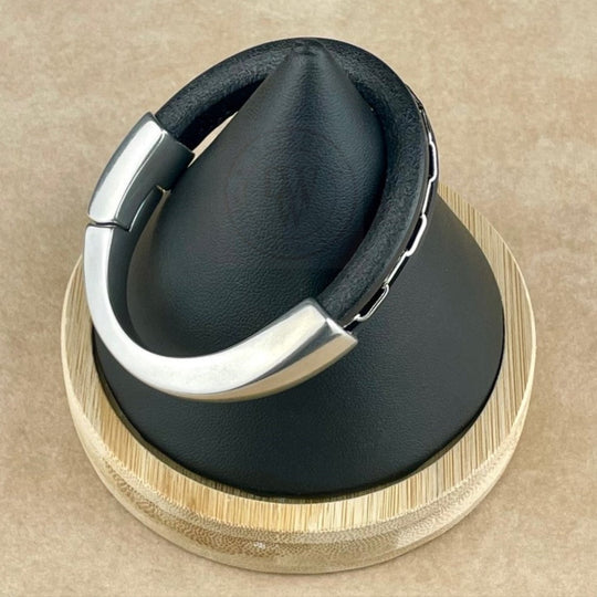 Rhodium Chain on Black Leather Unisex Arena Bracelet -4