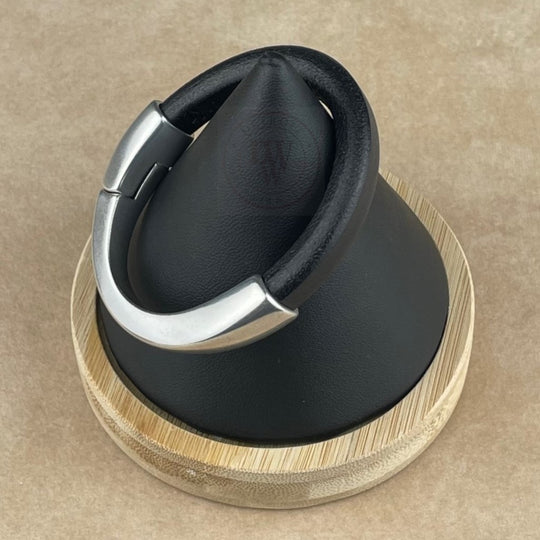 Black Leather Unisex Arena Bracelet-2