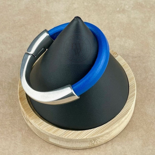 Electric Blue Leather Unisex Arena Bracele-2