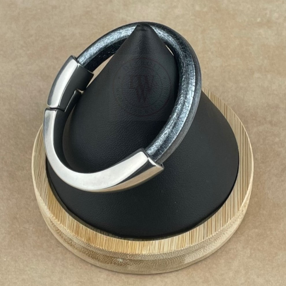Metallic Silver Black Leather Unisex Arena Bracelet-2