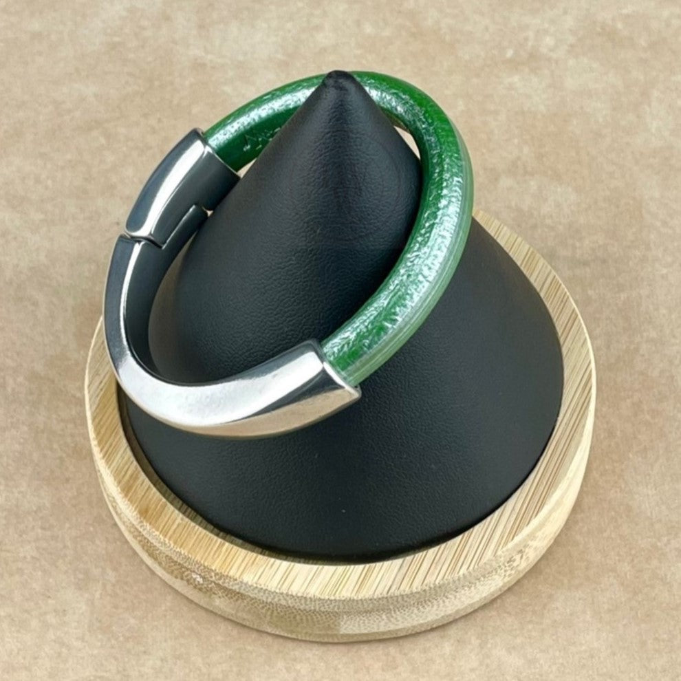 Metallic Kelly Green Leather Unisex Arena Bracelet-2