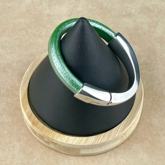Metallic Kelly Green Leather Unisex Arena Bracelet-3