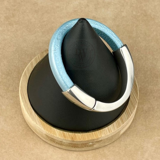 Metallic Sky Blue Leather Unisex Arena Bracelet -3
