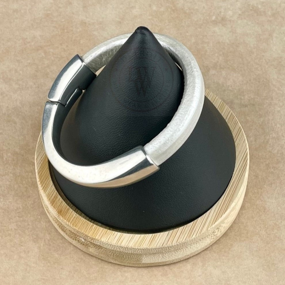 Metallic Pearl White Leather Unisex Arena Bracelet-2