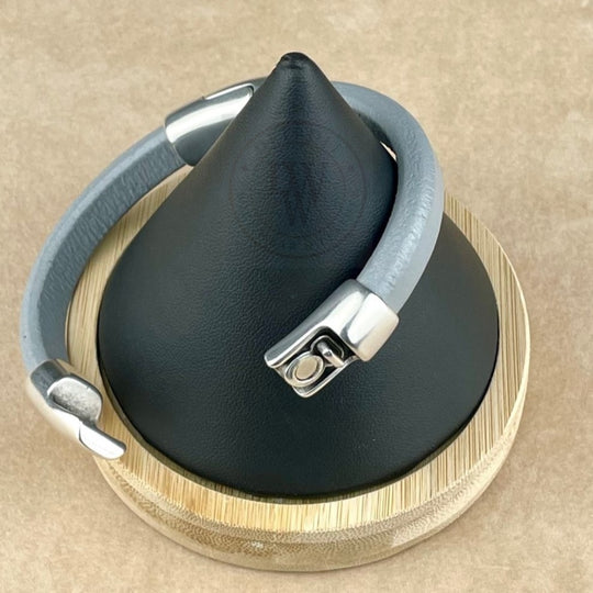 Light Grey Leather Unisex Cobo Bracelet-3