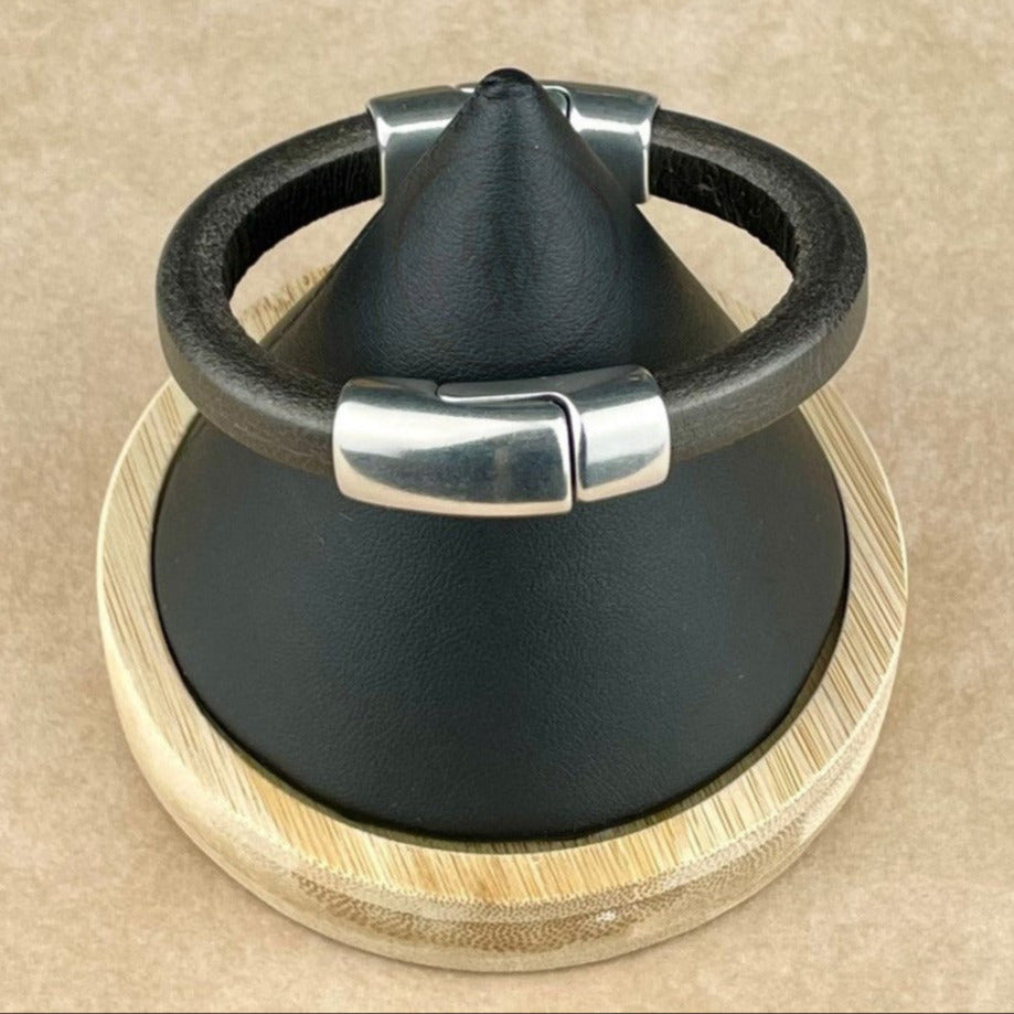 Metallic Gunmetal Leather Unisex Cobo Bracelet-1