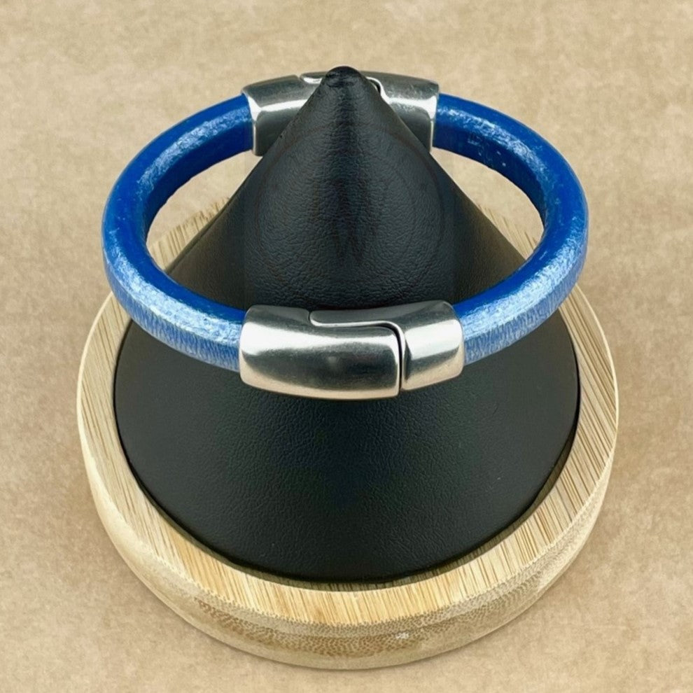 Metallic Star Spangled Banner Blue Leather Unisex Cobo Bracelet-1