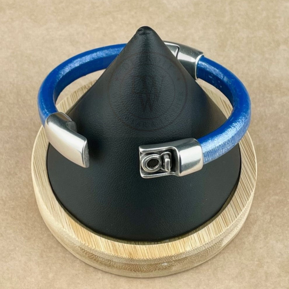 Metallic Star Spangled Banner Blue Leather Unisex Cobo Bracelet-3