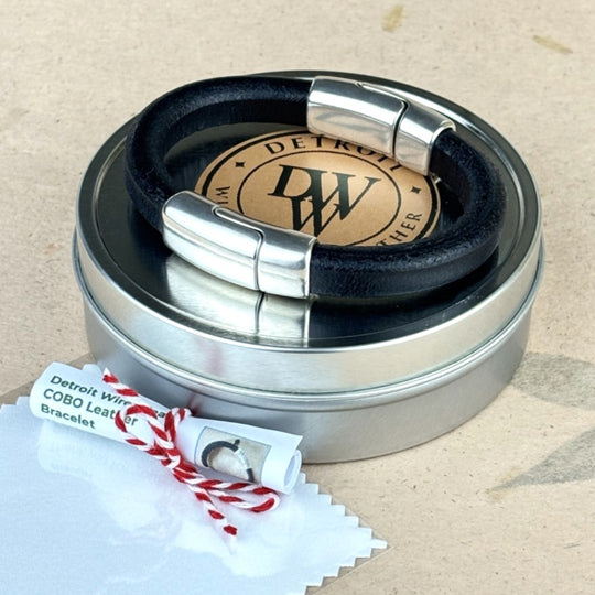 Rhodium Chain on Black Leather Unisex Cobo Bracelet  -4